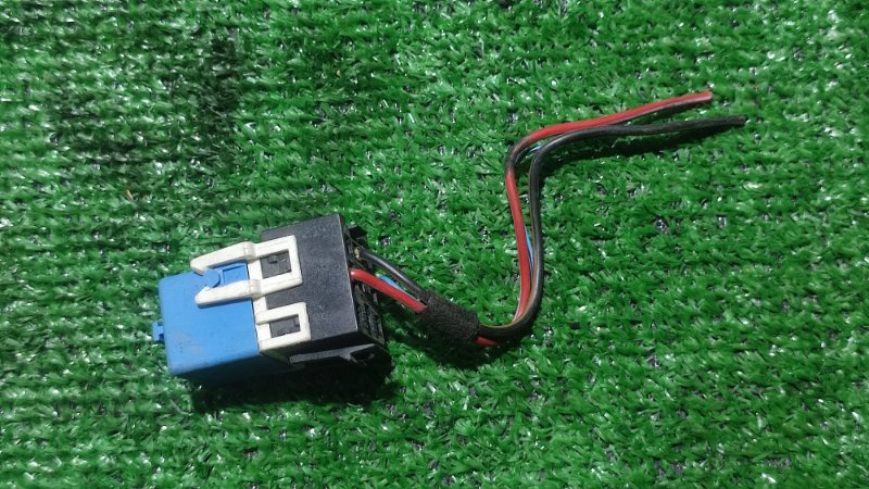 Реле BMW 3 E46 61368364581 контрактная