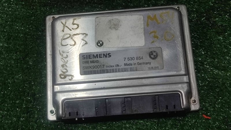 Блок управления двигателем BMW X5 дорестайлинг E53 M54 12147530854 контрактная