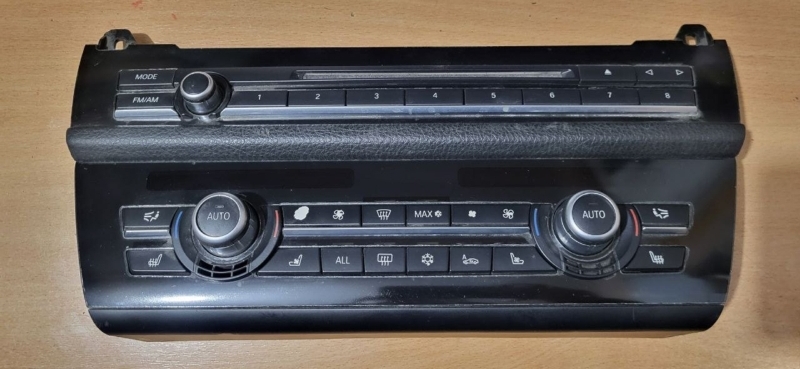 Блок управления климат-контролем BMW 5 F10 9241240 контрактная