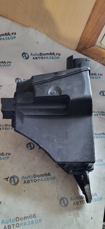 Корпус воздушного фильтра 3 2011 E90 N52B30A