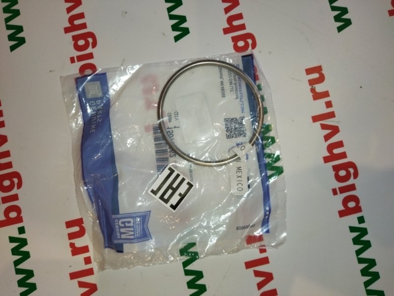 Прокладка выпускного коллектора Cadillac Escalade оригинал LS4 15077362 новая