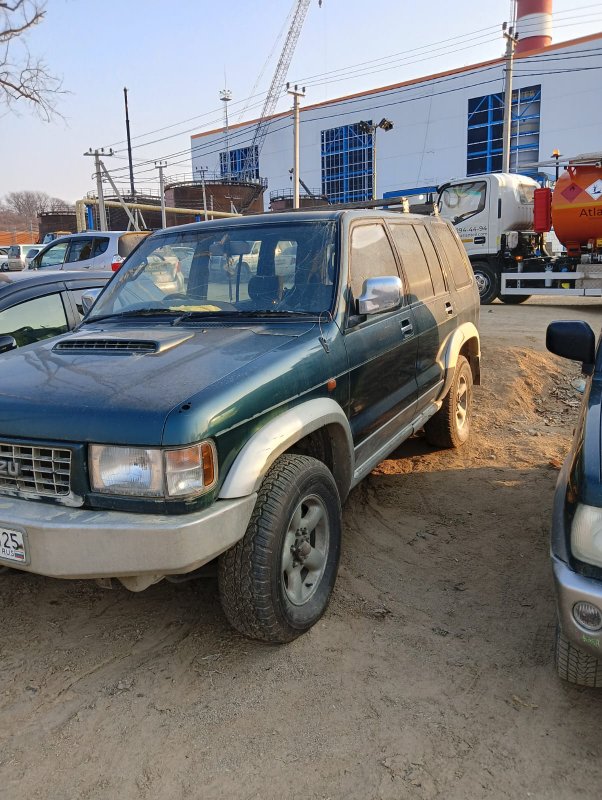 Кузов Isuzu Bighorn ubs69 4jg2 Кузов Isuzu Bighorn ubs69 4jg2