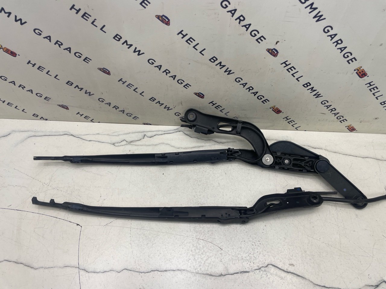 поводок дворника