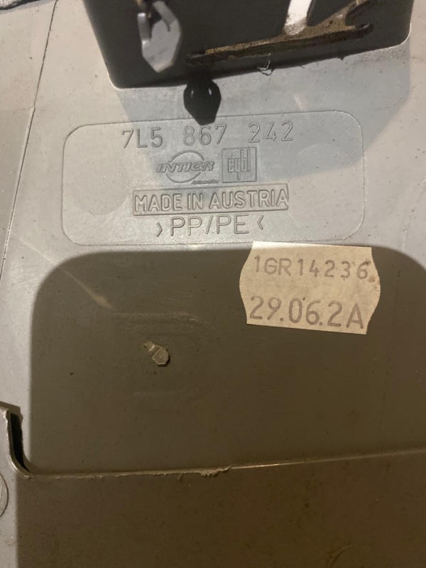 Обшивка стойки правая Cayenne 2006 955 (9pa) M02.2Y