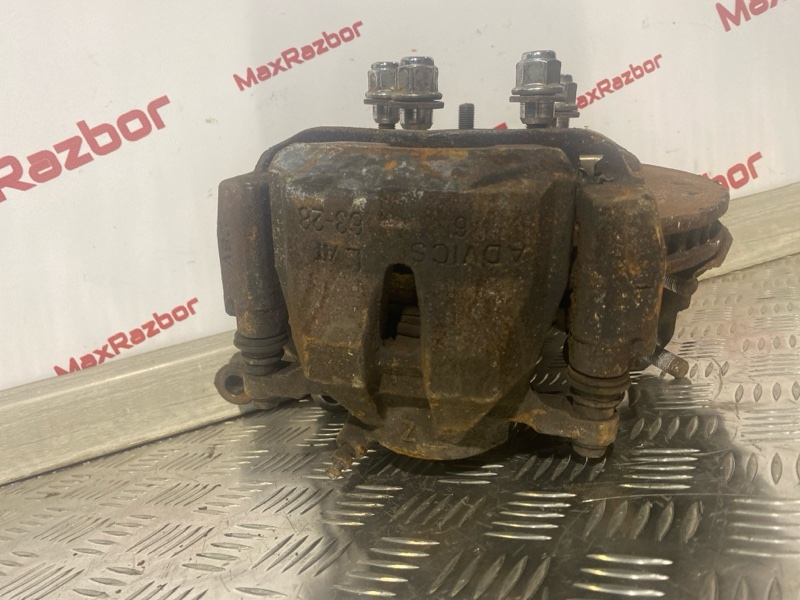 Запчасть суппорт передний левый Toyota RAV4 XA30 1az-fe 4775042090 контрактная Суппорт передний левый Toyota RAV4 XA30 1az-fe 4775042090 контрактная