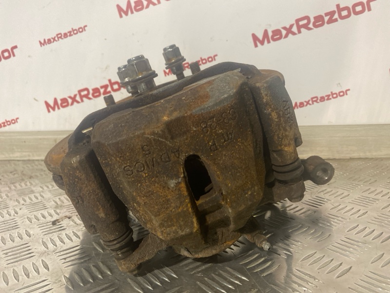 Суппорт передний правый Toyota RAV4 XA30 1az-fe 4773042091 контрактная