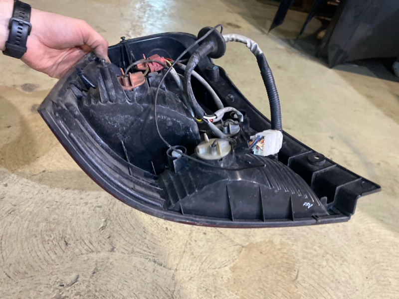 Фонарь правый Sorento BL D4CB