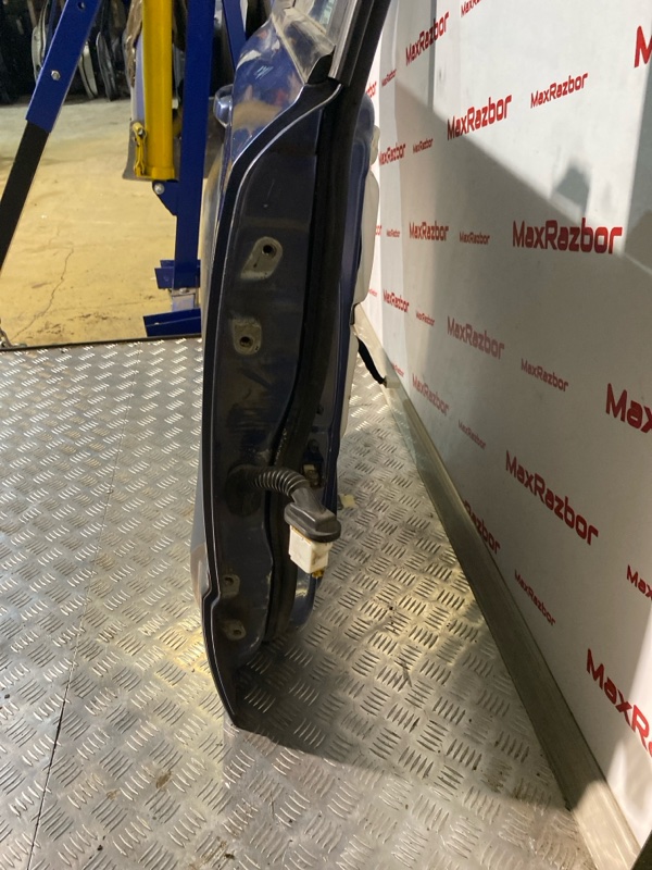 Дверь задняя правая Sorento BL D4CB