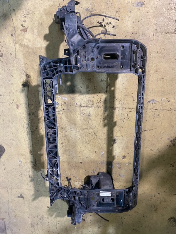 Запчасть телевизор панель Kia Sportage SL G4KD 641013U100 Б/У Телевизор панель Kia Sportage SL G4KD 641013U100 Б/У