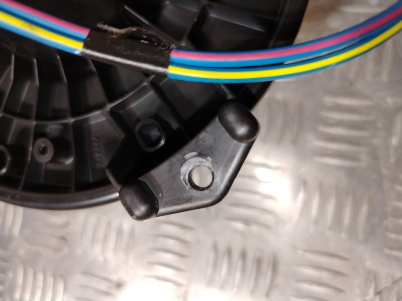 Мотор печки Caliber PM Мотор печки Caliber PM