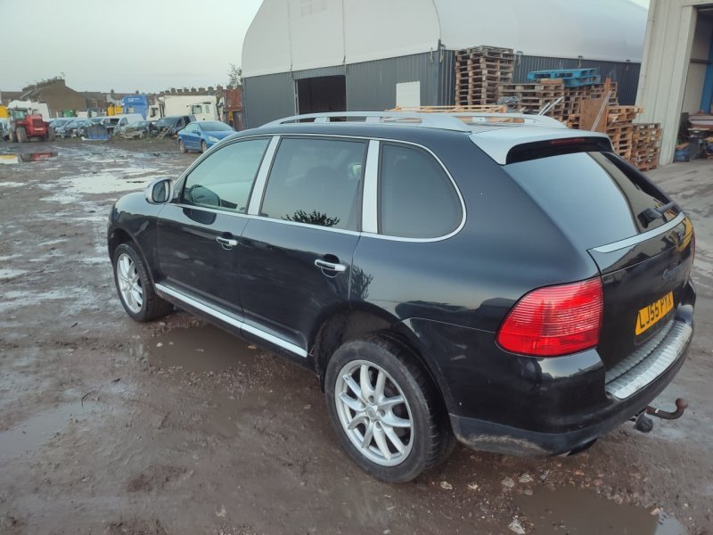 Накладка замка багажника Cayenne 2006 955 (9pa) M02.2Y