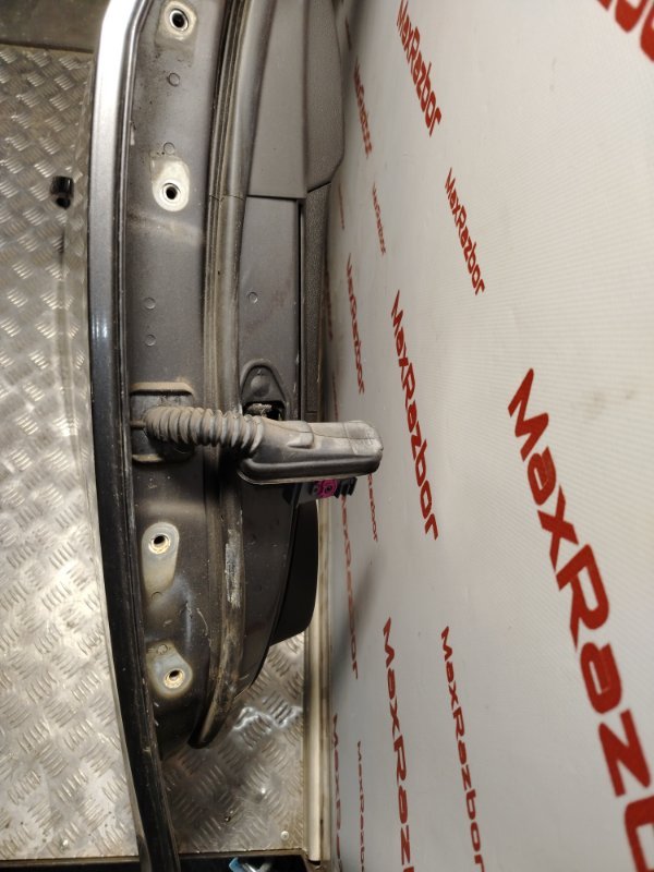 Дверь задняя правая Insignia 2012 G09 Z18XER