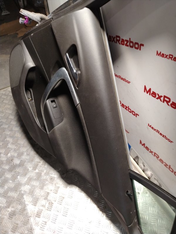 Дверь задняя правая Insignia 2012 G09 Z18XER