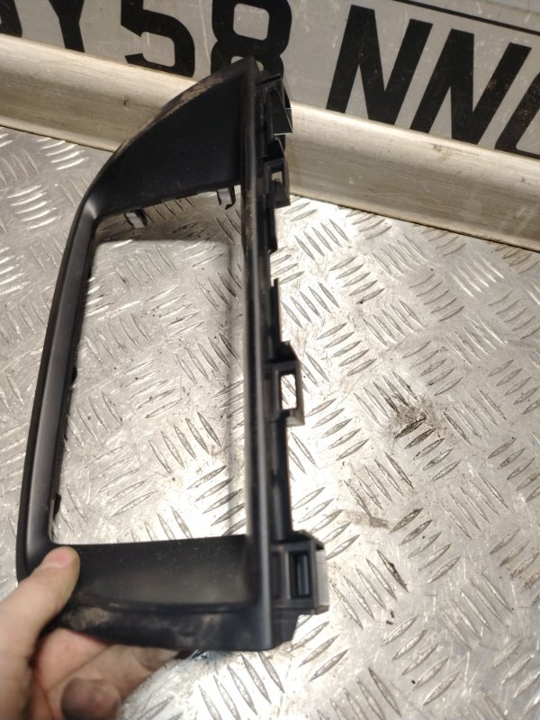 Рамка магнитолы Mazda CX-5 KE SHY1 Рамка магнитолы Mazda CX-5 KE SHY1