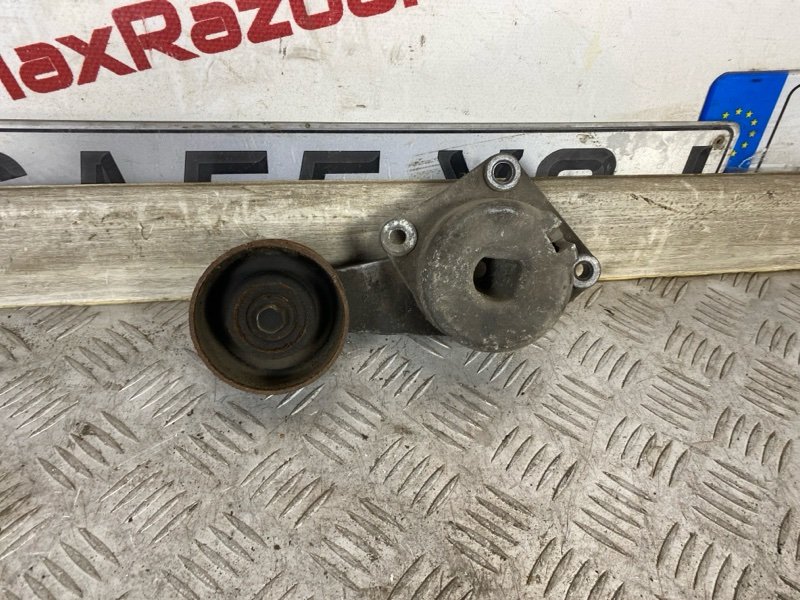 Запчасть ролик натяжной Ford Explorer 1L3Z6B209AA Б/У Ролик натяжной Ford Explorer 1L3Z6B209AA Б/У