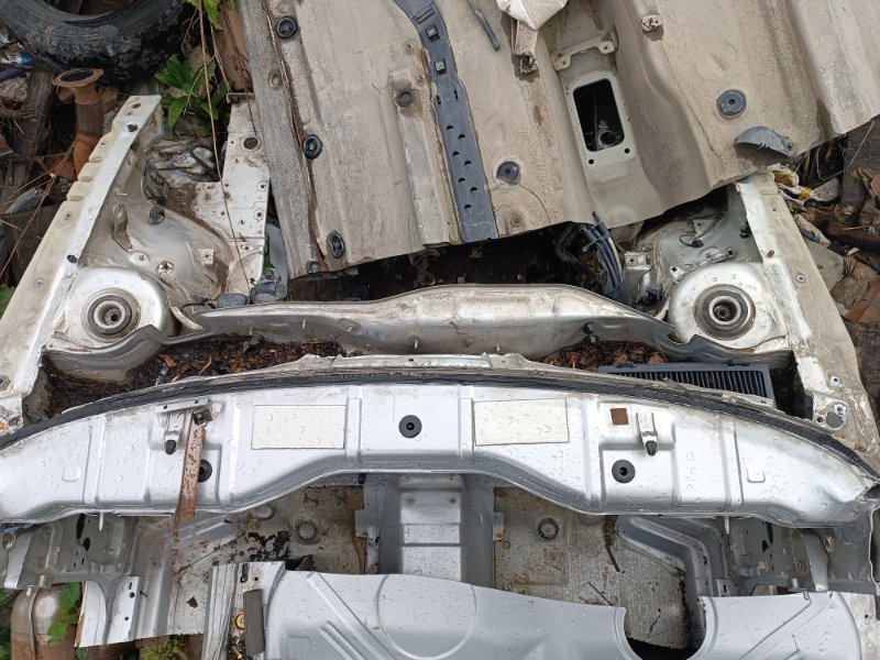 Лонжерон передний левый Skoda Octavia A4 2007 1U2 AGU 1U0803091B Б/У
