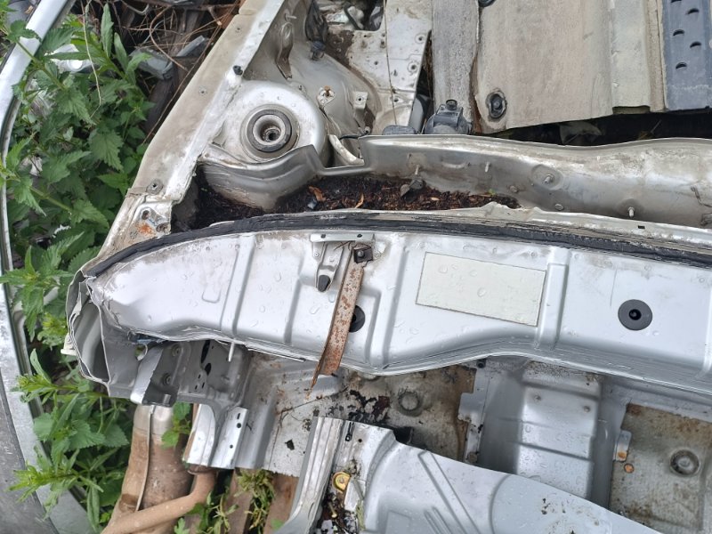 Лонжерон передний левый Skoda Octavia A4 1U2 AGU