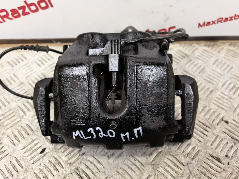 Суппорт передний правый ML 320 W 164 OM 642 Суппорт передний правый ML 320 W 164 OM 642