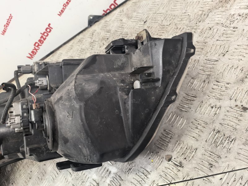 Фара правая Grand Vitara JT J24B Фара правая Grand Vitara JT J24B