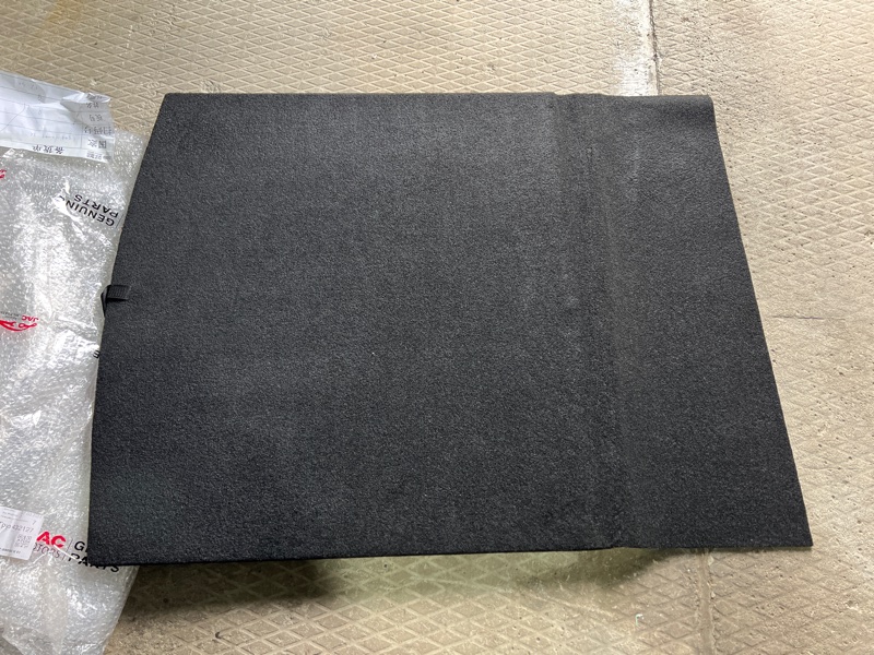 Пол багажника J7 2020-2024 Пол багажника J7 2020-2024