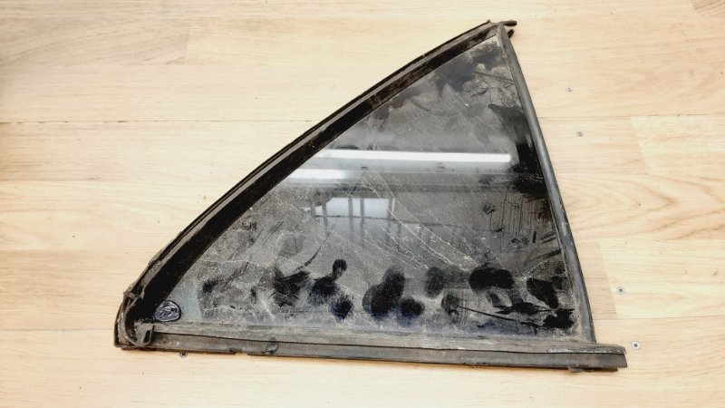 Стекло (форточка) заднее правое Mercedes-Benz C-Class 1993-200 W202 43R001057 Б/У