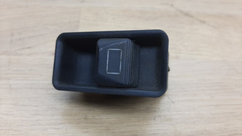Кнопка салона Mercedes-Benz E-Class 1987 W124 1248206810 Б/У