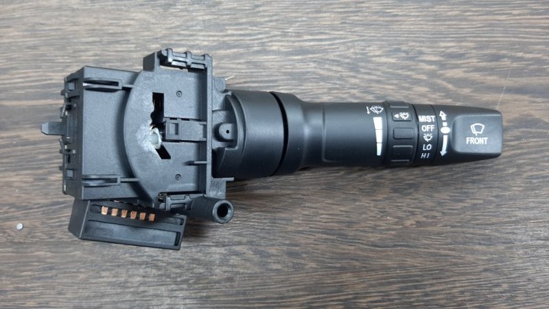 Запчасть подрулевой переключатель Sollers Argo 2022-2024 3774102W500002 новая Подрулевой переключатель Sollers Argo 2022-2024 3774102W500002 новая