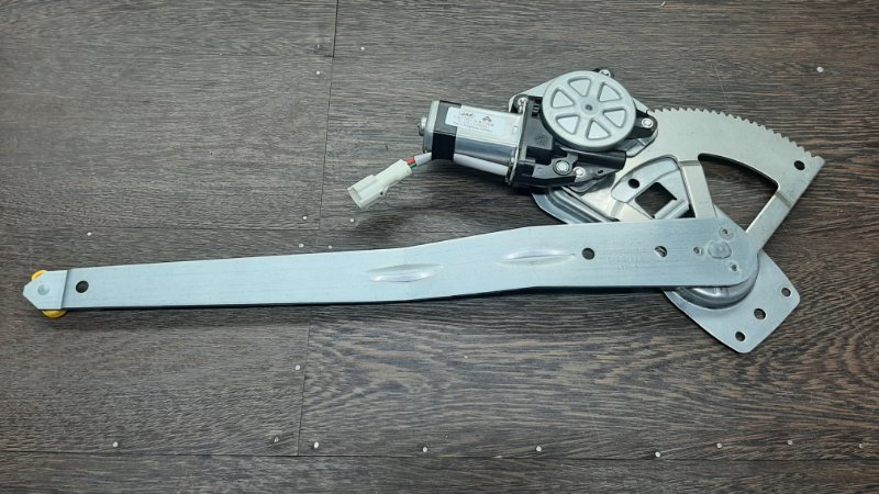 Запчасть стеклоподъемник передний левый Sollers Atlant 2020-2025 6104110R001 Б/У Стеклоподъемник передний левый Sollers Atlant 2020-2025 6104110R001 Б/У