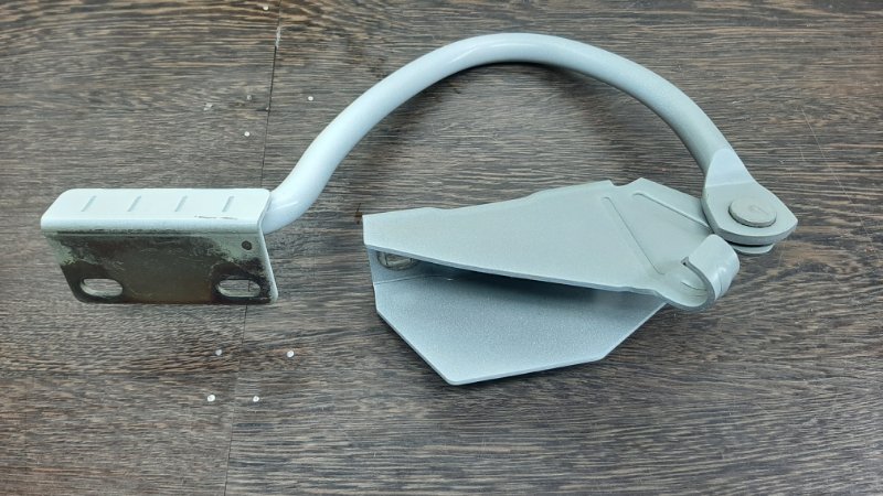 Петля капота правая Atlant 2020-2025 Петля капота правая Atlant 2020-2025