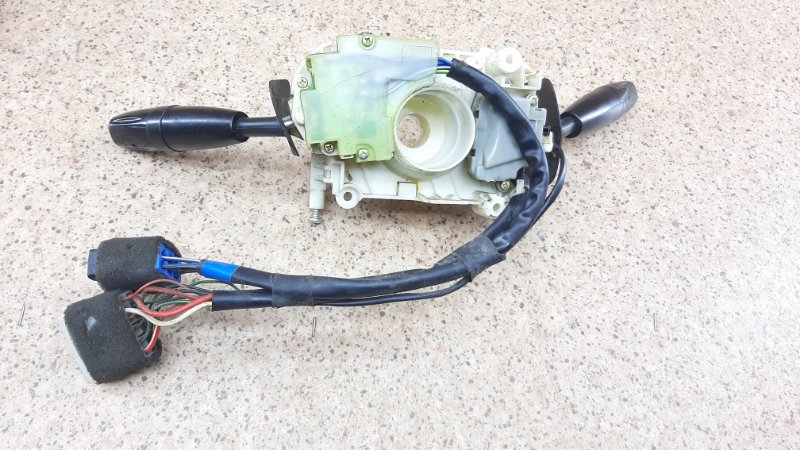 Подрулевой переключатель Spectra 2000-2005 Подрулевой переключатель Spectra 2000-2005