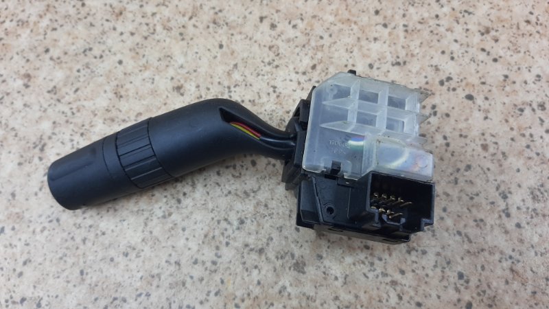 Подрулевой переключатель Mazda 3 BK Подрулевой переключатель Mazda 3 BK