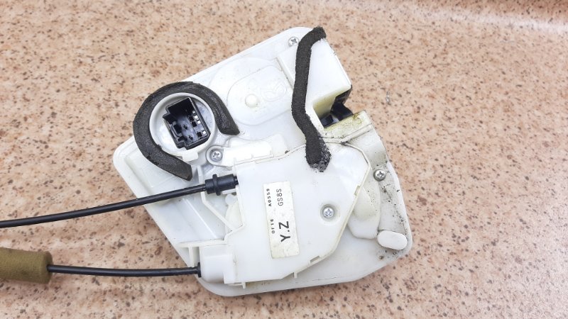 Замок двери задний правый 6 2007-2013 GH