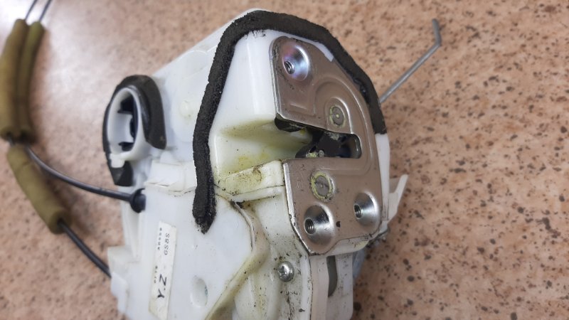 Замок двери задний правый 6 2007-2013 GH