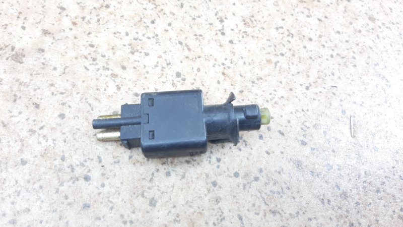 Датчик Mercedes-Benz C-Class 1993-2001 W202 A0005457709 Б/У