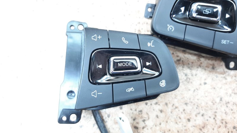 Кнопки руля Chery Tiggo 7 Pro