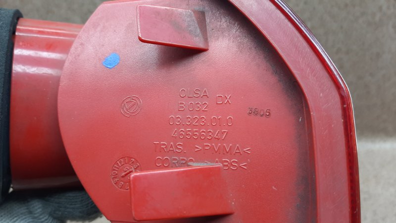 Фонарь задний правый 147 2004-2010