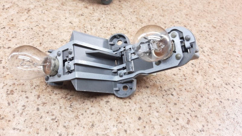 Плата фонаря Alfa Romeo 147 2004-2010 03323210 Б/У