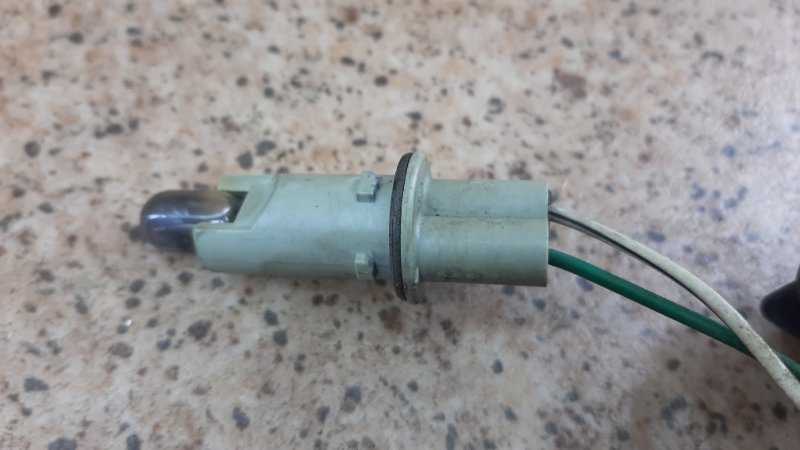 Патрон лампочки задний GS300 1997-2004