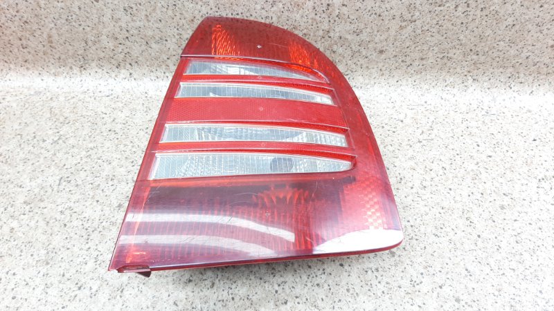 Фонарь задний правый Superb 2001-2008 Фонарь задний правый Superb 2001-2008