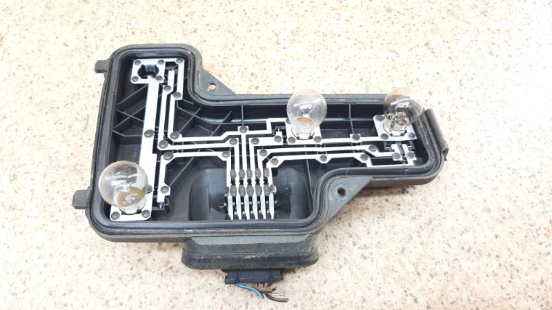 Плата фонаря задняя левая Volkswagen Lupo 1997-2004 38030751sx Б/У