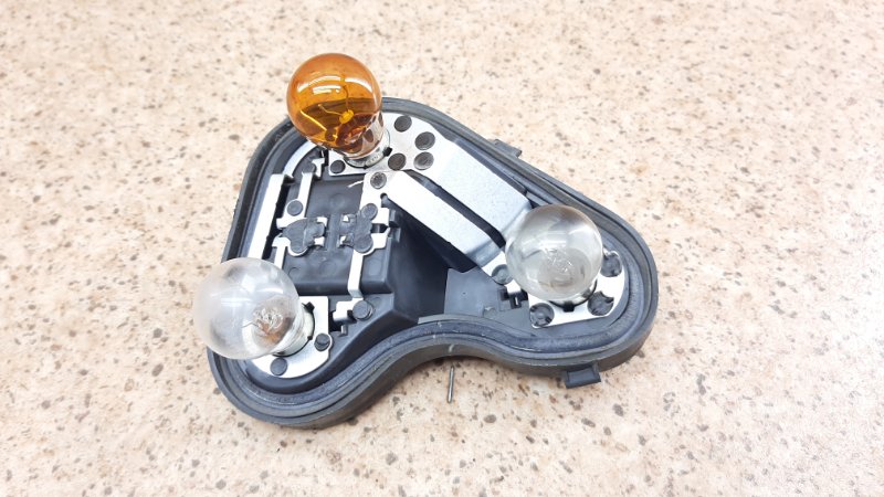 Плата фонаря правая Seat Exeo 2008-2013 89392446 Б/У