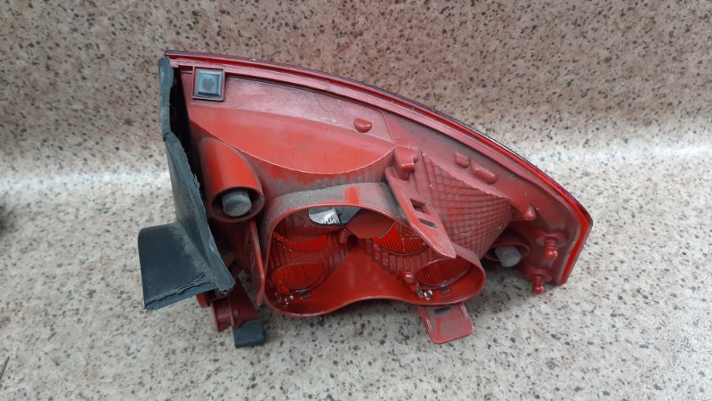 Фонарь левый Seat Exeo