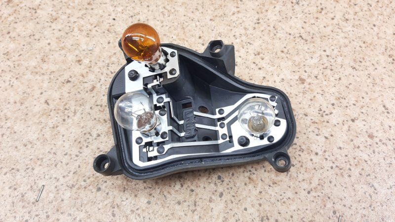 Плата фонаря правая Seat Toledo 2012-2024 18489602 Б/У