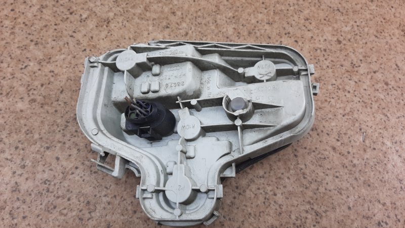 Плата фонаря левая A3 2004-2008 8P