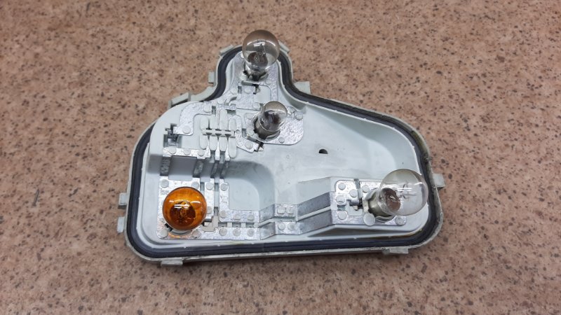 Плата фонаря левая Audi A3 2004-2008 8P 8p0945257a Б/У