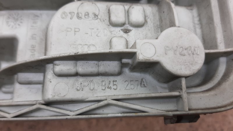 Плата фонаря левая A3 2004-2008 8P