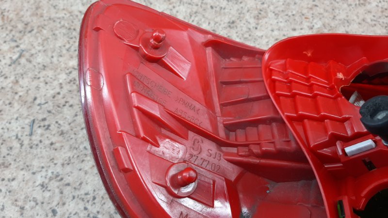 Фонарь правый A3 2004-2008 8P