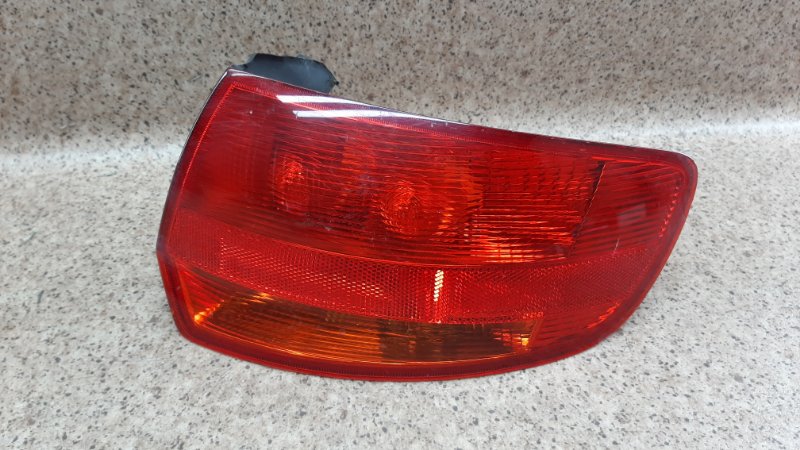 Фонарь правый Audi A3 2004-2008 8P 8p4945096c Б/У