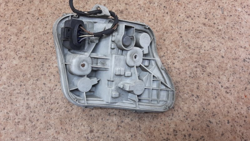 Плата фонаря правая A3 2004-2008 8P Плата фонаря правая A3 2004-2008 8P