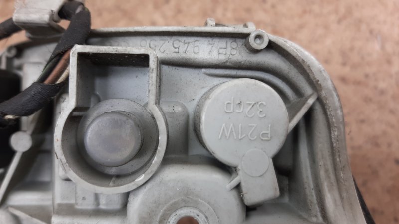 Плата фонаря правая Audi A3 8P Плата фонаря правая Audi A3 8P